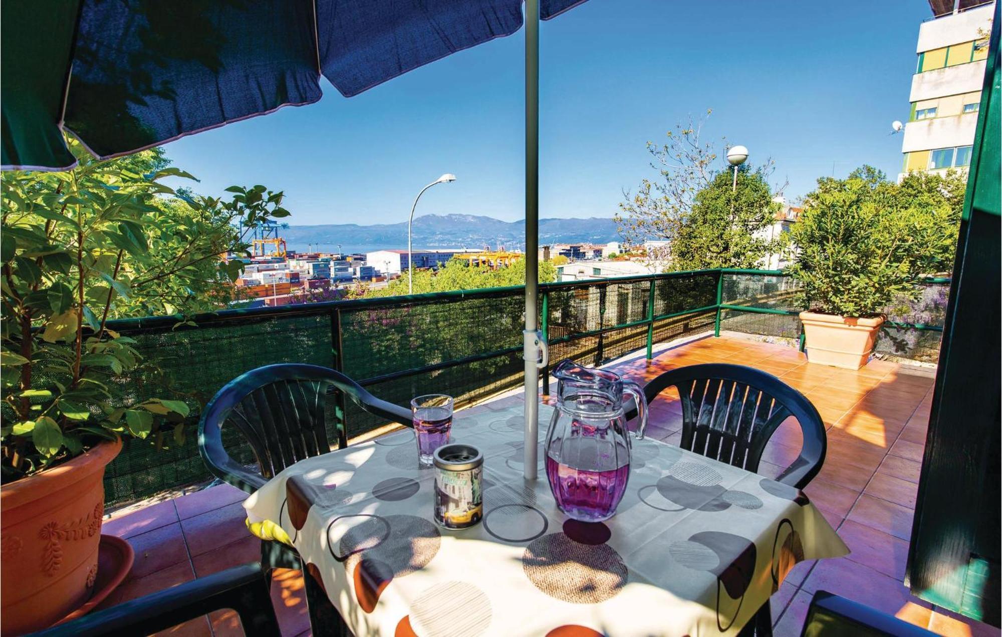 Amazing Apartment In Rijeka With Wifi المظهر الخارجي الصورة